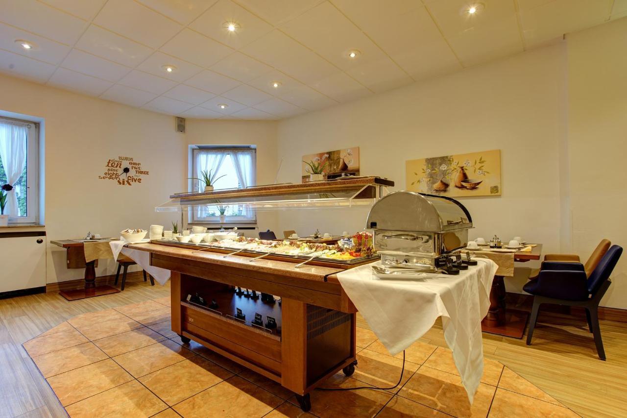 Sure By Western Ambassador 3* Dusseldorf