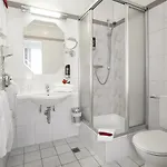 Hotel Ambassador Duesseldorf Hotel 3*