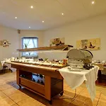 Hotel Ambassador Duesseldorf 3* Dusseldorf