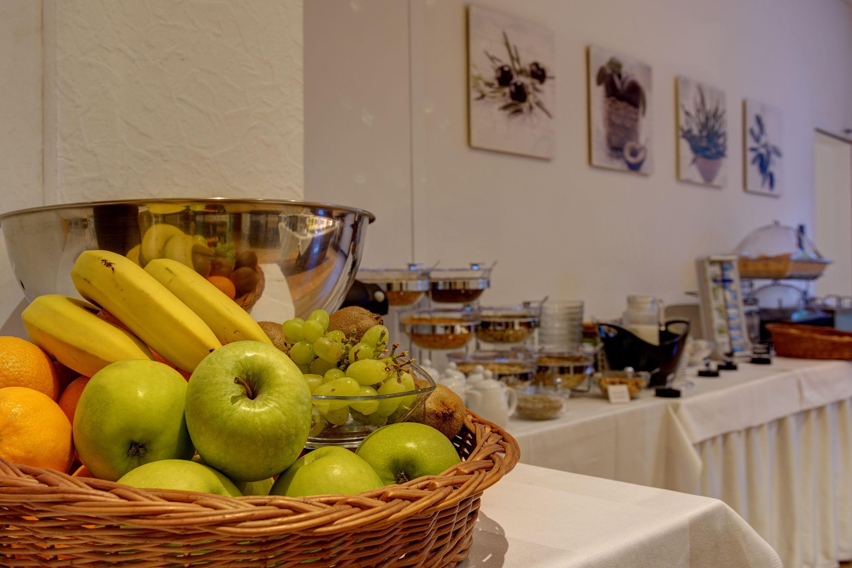 Hotel Sure By Western Ambassador 3*