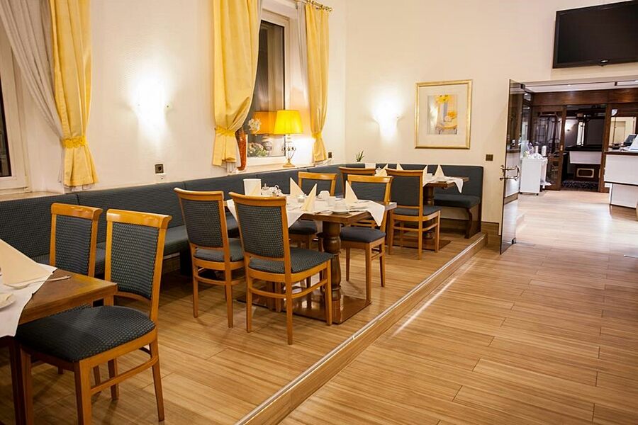 Sure By Western Ambassador Düsseldorf